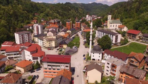 "Zaštitit ćemo svakog učenika u Srebrenici"