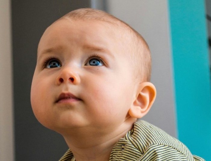 Zašto bebe biraju baš te tačke u sobi? Odgovor će vas iznenaditi!