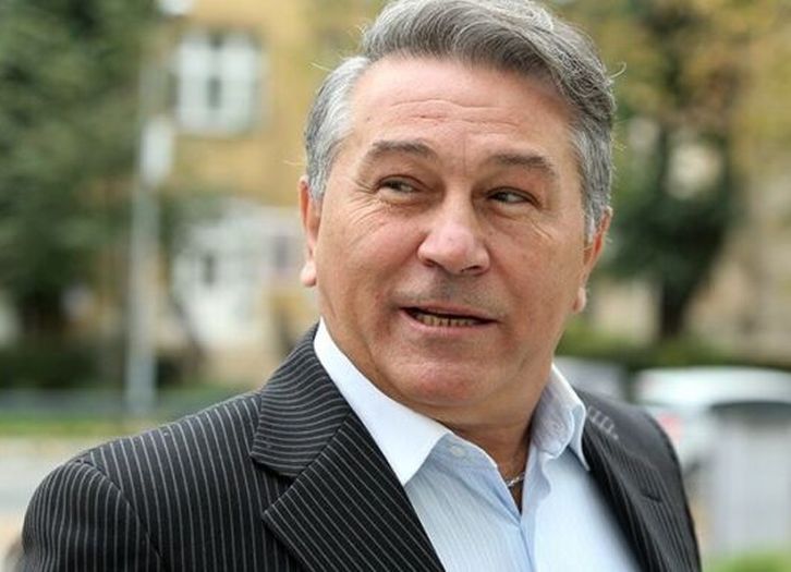 Zašto je Halidu Muslimoviću zabranjeno da pjeva na romskim svadbama?