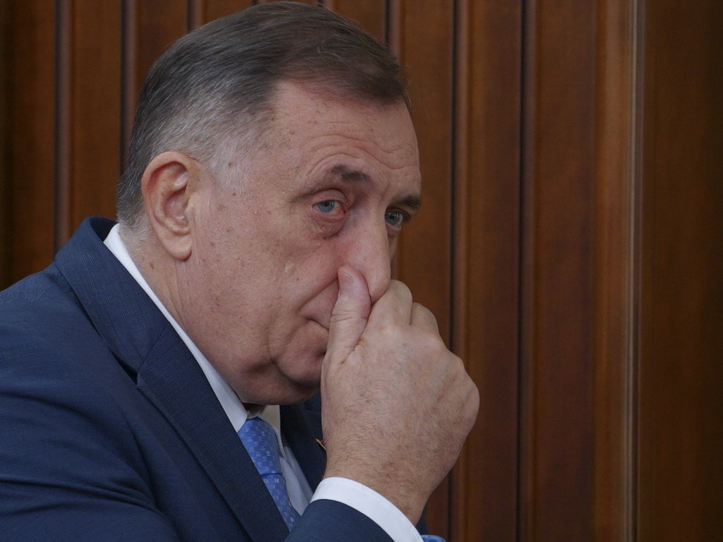 Zašto je propao miting podrške Dodiku?