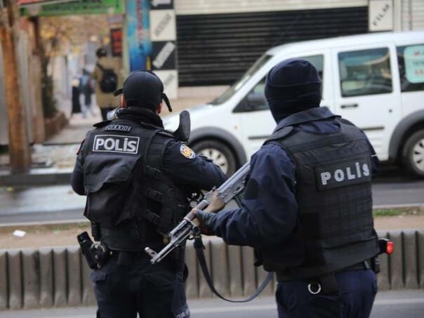 Zatvorenik u Turskoj ubio majku, suprugu i kćerku