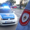 Zaustavljen u saobraćaju pa naglo ubrzao i povrijedio policajca