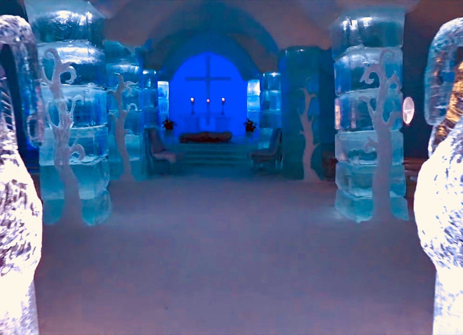 Zavirite u norveški snježni hotel koji se mora graditi svake godine