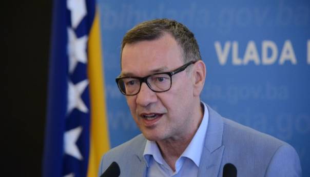 Zavodi kantona raspolažu s 1,4 milijardi KM, 89,5% ukupnih sredstava u FBiH