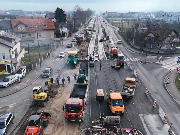 Završavaju se radovi na još jednoj raskrsnici tramvajske pruge do Hrasnice