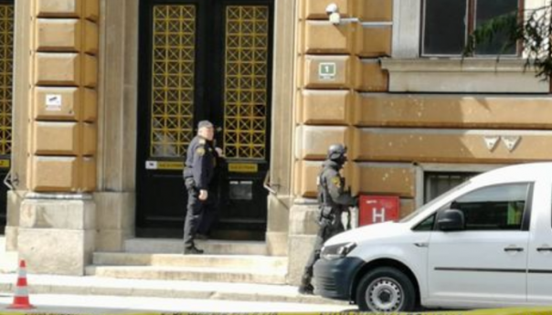 Zbog dojave o bombi prekinuto suđenje Savi Marinkoviću za ubistvo sarajevskih policajaca