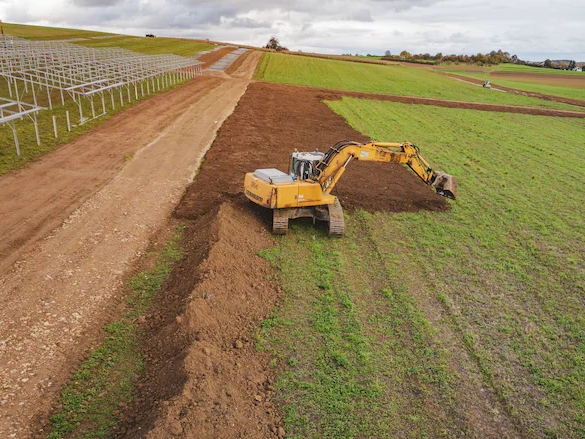 Želio izgraditi štalu, pa pronašao arheološke ostatke stare 3.000 godina