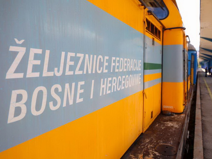 Željeznice FBiH u kontinuitetu na zakonit i transparentan način prevoze naftu i naftne derivate