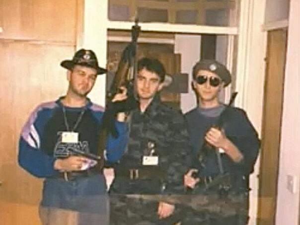 Željko Komšić objavio sliku povodom godišnjice ARBiH iz perioda agresije