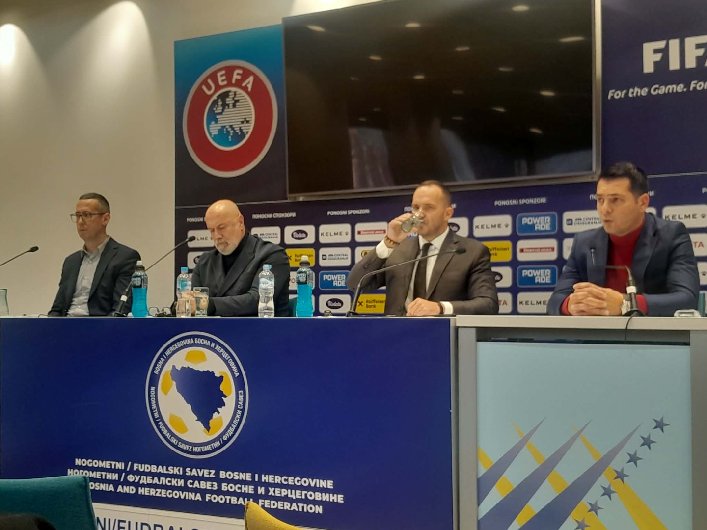 Zeljković prodaje zgradu Saveza, Spahić kritikovao novinare