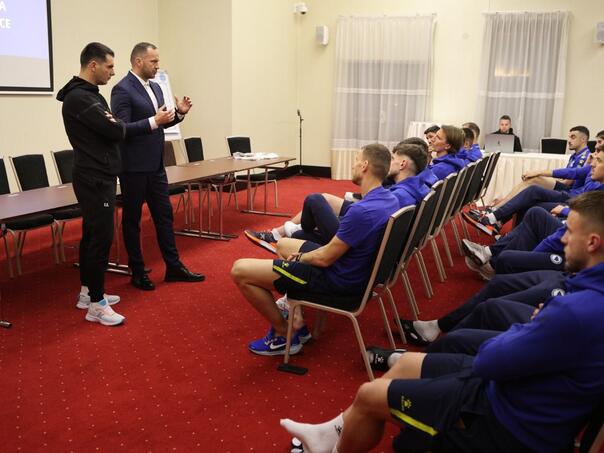 Zeljković uz Zmajeve: Moral raste pred mečeve odluke