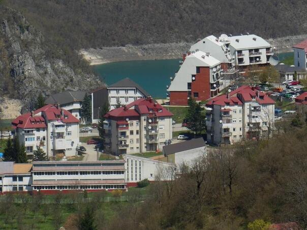 Ženi iz Plužina pola godine kućnog pritvora za ubistvo novorođenčeta