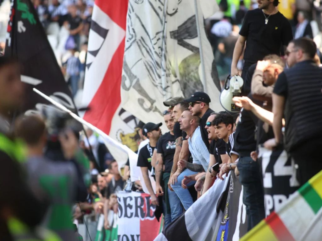 Žestok sukob navijača Torina i Juventusa, ima teško povrijeđenih