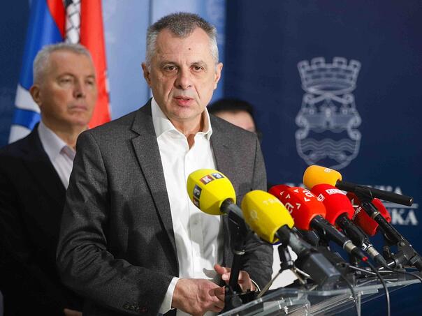 Žestoke reakcije opozicije: RS se pravno raspada