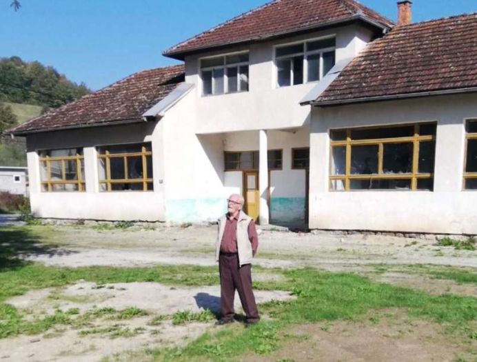 Životna priča: Dedo Derviš učitelj do škole dolazio sankama