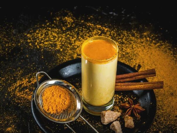 Zlatno mlijeko je eliksir zdravlja: Čuva srce, čisti jetru i jača imunitet