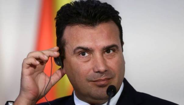 Zoran Zaev kažnjen zbog vožnje motora bez kacige