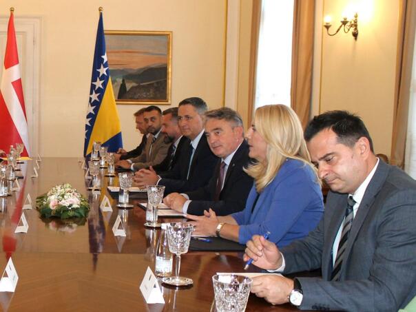 Žustra rasprava između Bećirovića i Cvijanović pred ministrom iz Danske