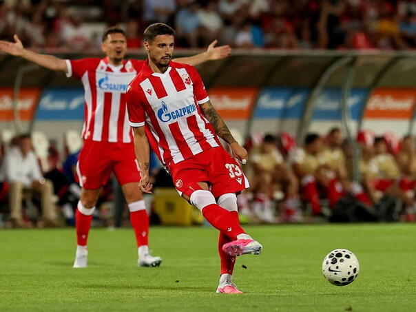 Zvezda sa ukupnih 9:0 prošla Larne, čeka Izraelce