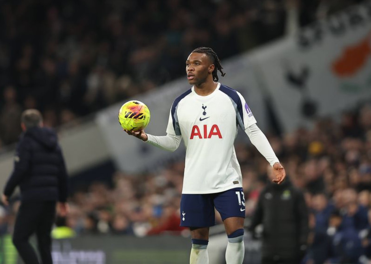 Zvijezdi Tottenhama razbijen luksuzni auto nakon prijetnji pištoljem