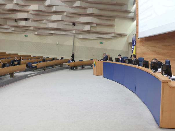 Zvizdić postavio pitanje o mogućem uvrštavanju BiH na "sivu listu" MONEYVAL-a